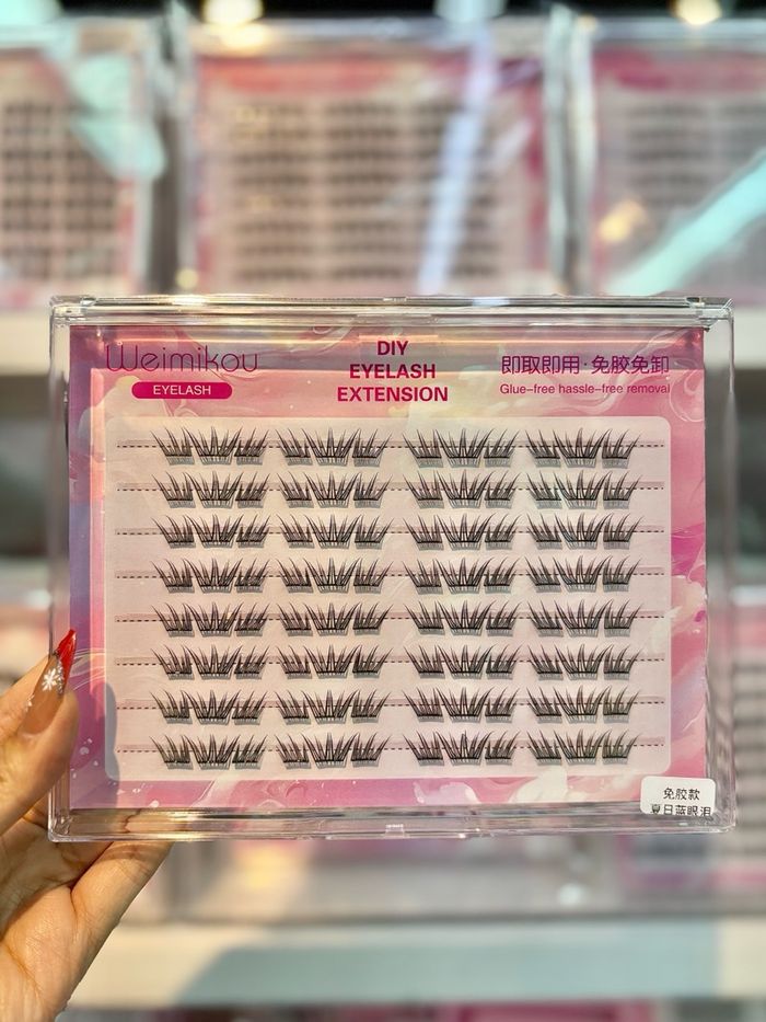 Наадаг сормуус