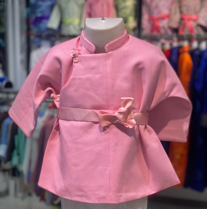 Бүчтэй ягаан баривч