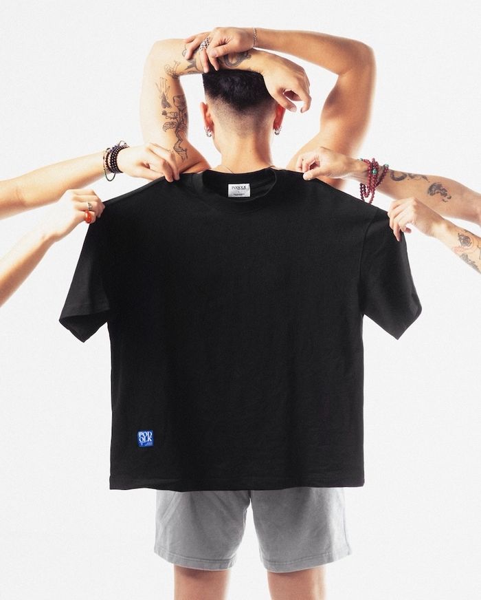 Black tshirt