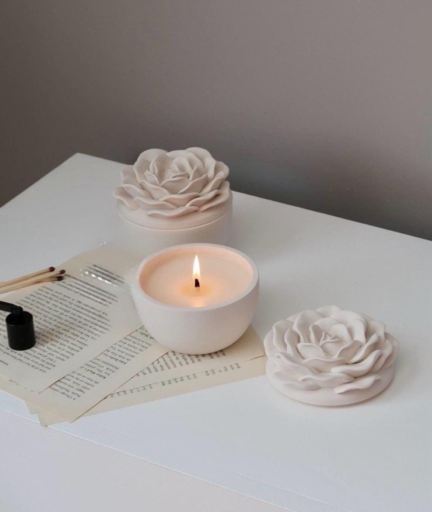 Цэцгэн тагтай хэв