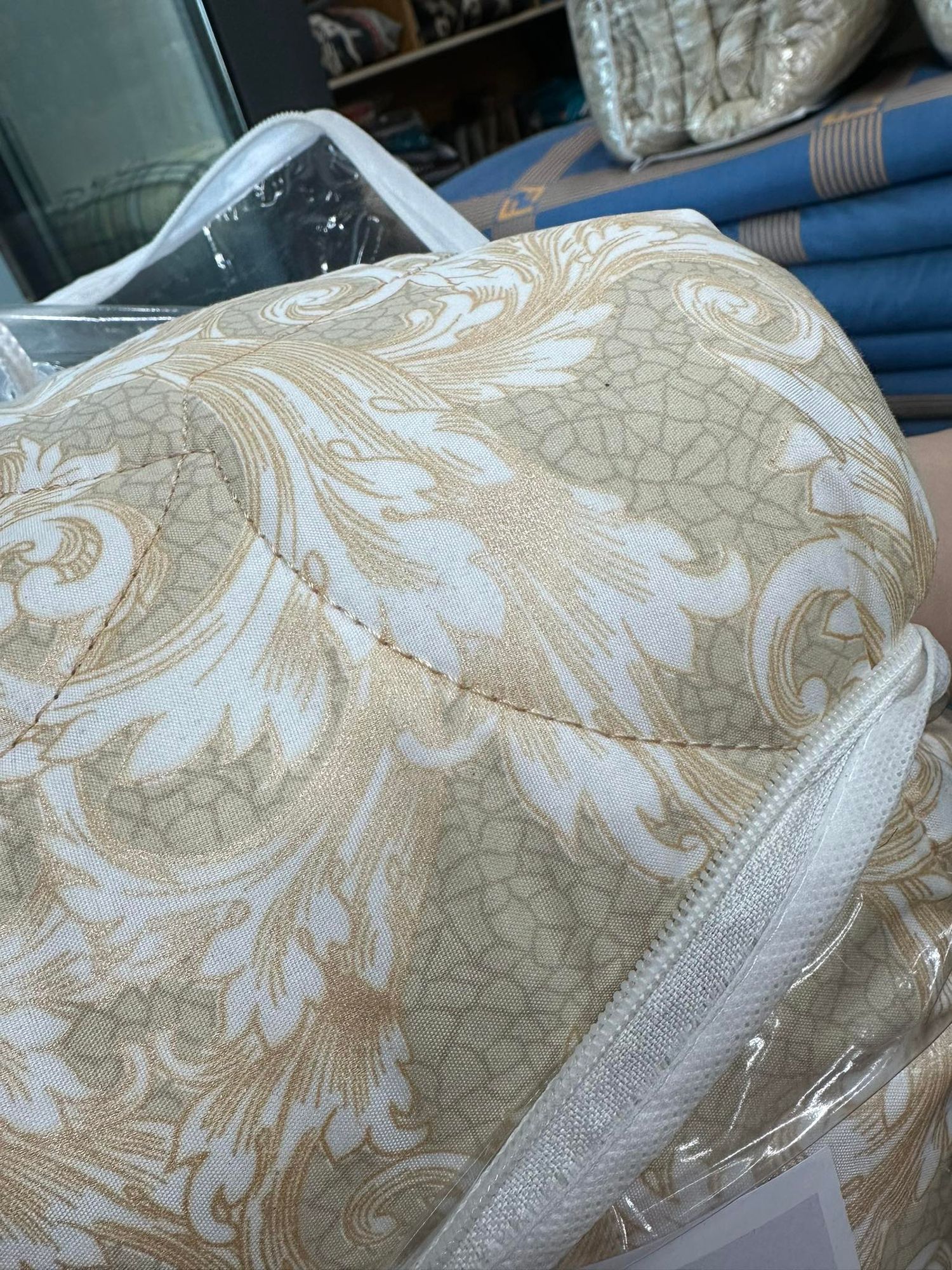 https://cdn.zochil.shop/7132fef5-5e39-4b75-a96d-30ae78e84719_t1500.jpg