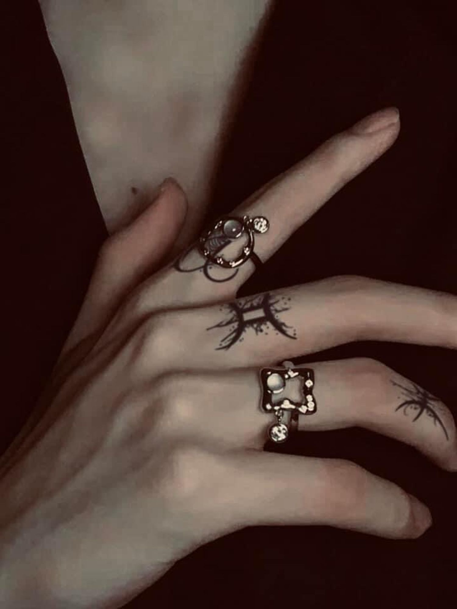 Ордны усан шивээс 12 орд