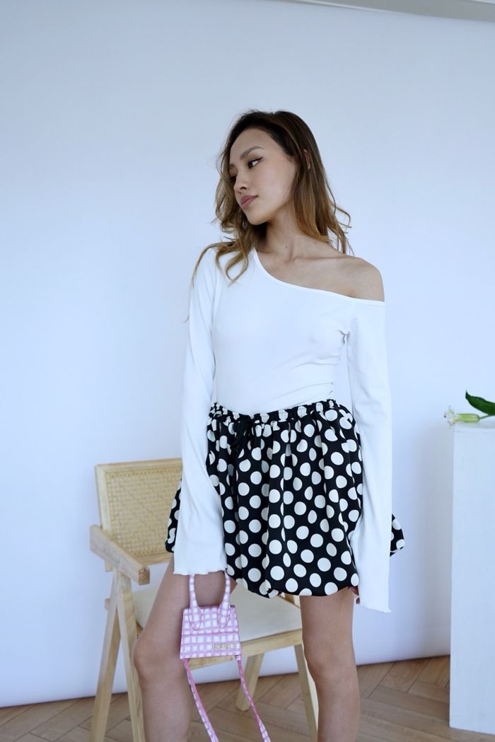 https://cdn.zochil.shop/714d6e7c-6b56-4d87-b3d5-4bf28e5afc22_t700.jpg
