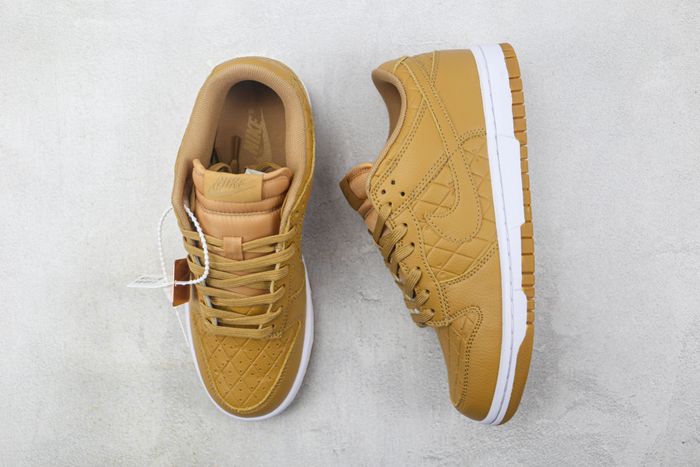 Nike Dunk Low 'Quilted Wheat' 