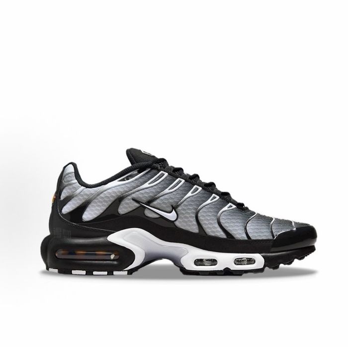 Nike Air Max Plus ‘ Smokes ‘