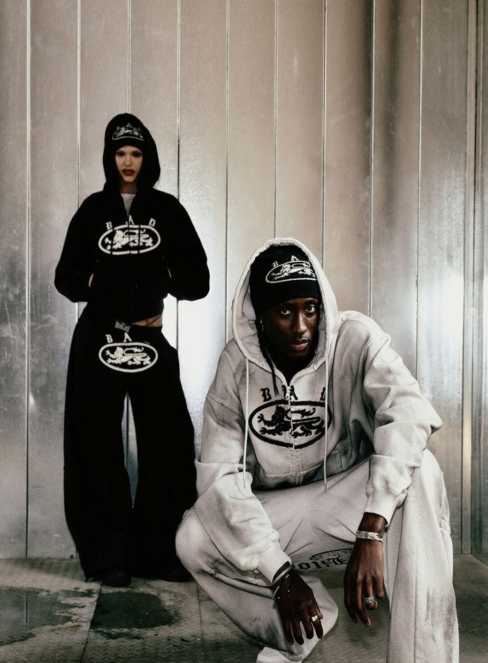 Lion Patch Hoodie - Washed Black