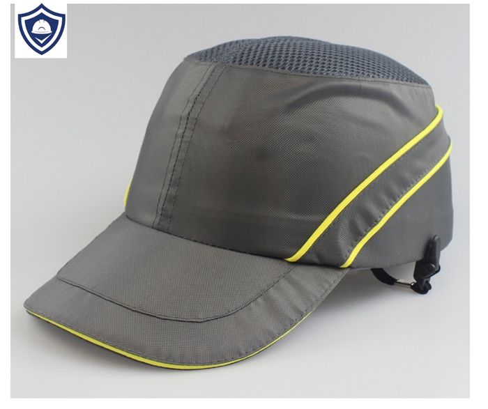 Хамгаалалттай саравчтай малгай