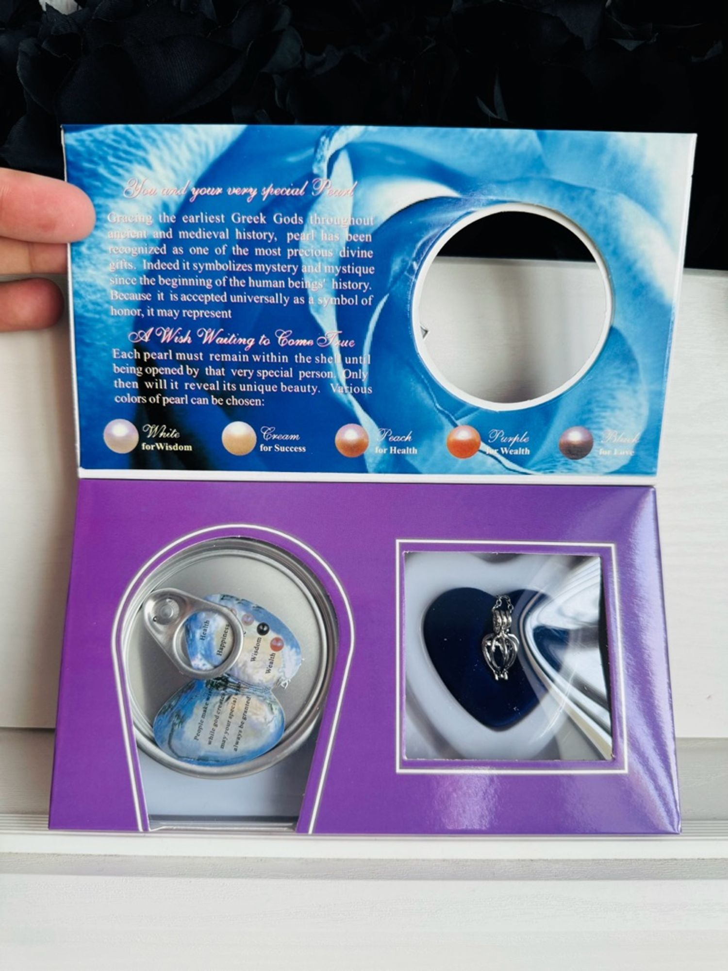 Хясаатай сувдан зүүлт