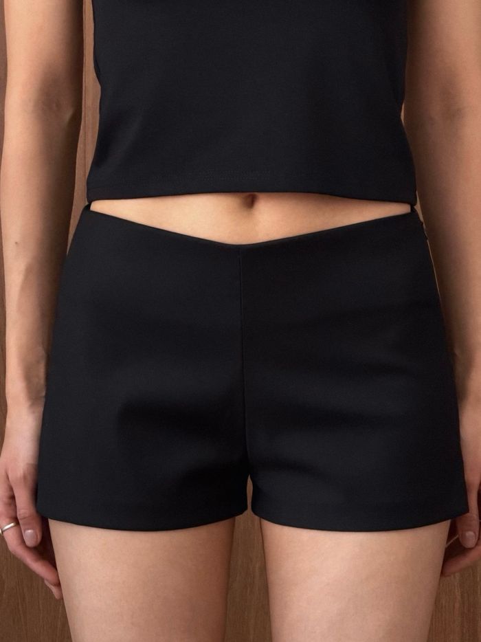 MINI SHORT / BLACK