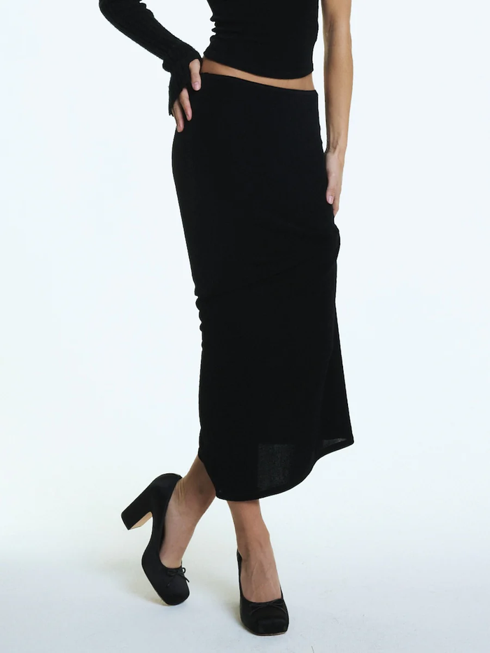 G BOX LONG SKIRT - BLACK