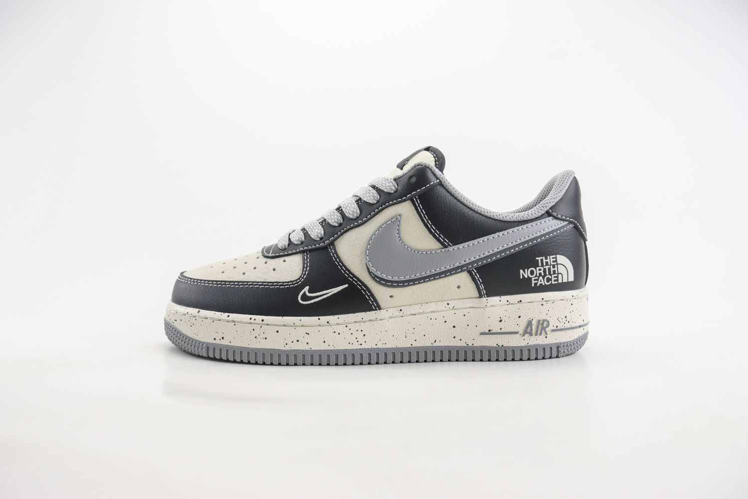Nike Air Force 1 Low x the north face 15