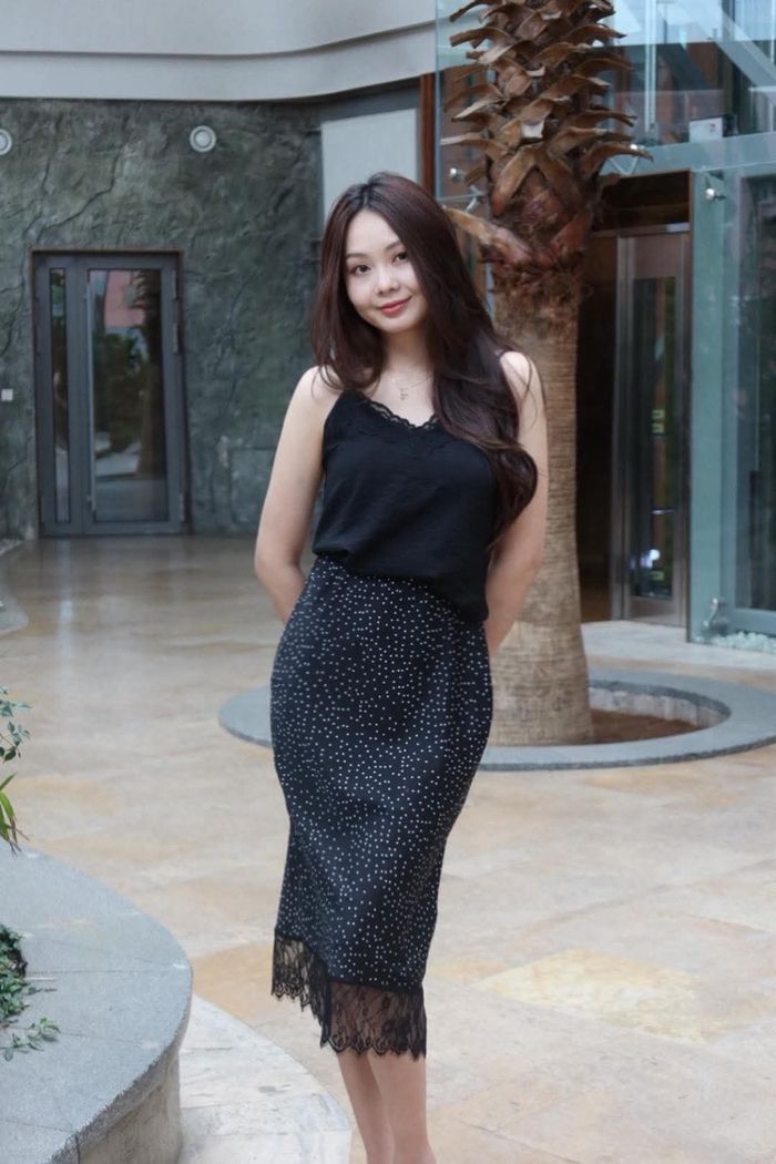 https://cdn.zochil.shop/73be9c3a-2151-49f4-9aa8-d76573f3ce7b_t700.jpg