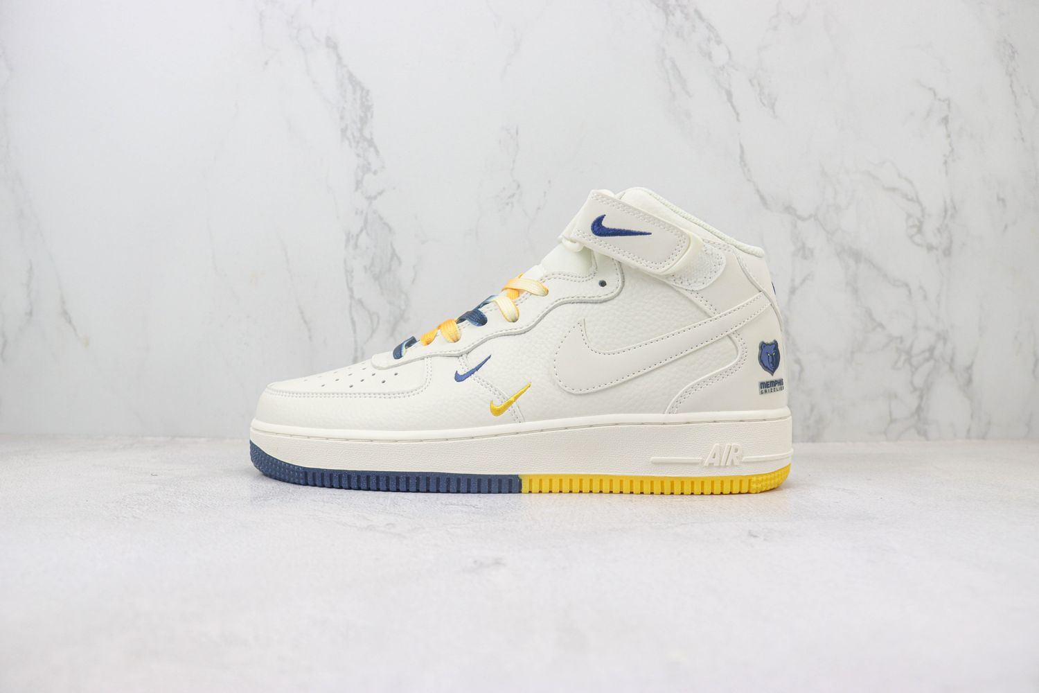 Nike Air Force 1 Mid