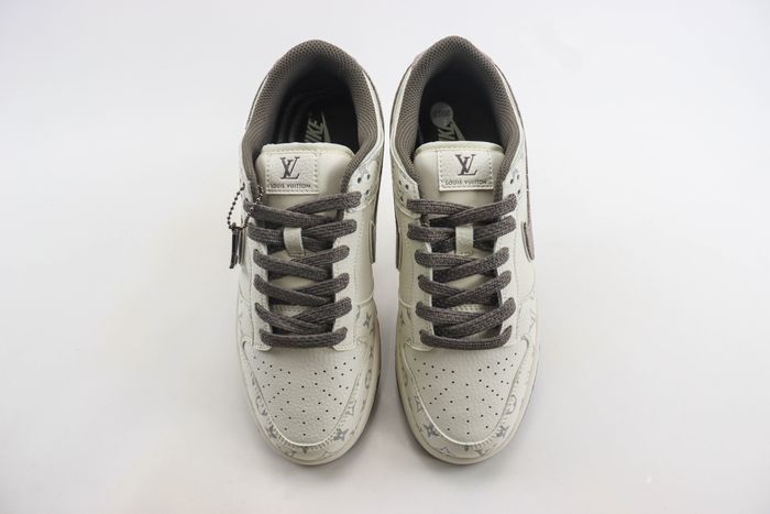 Nike SB Dunk Low x LV 27
