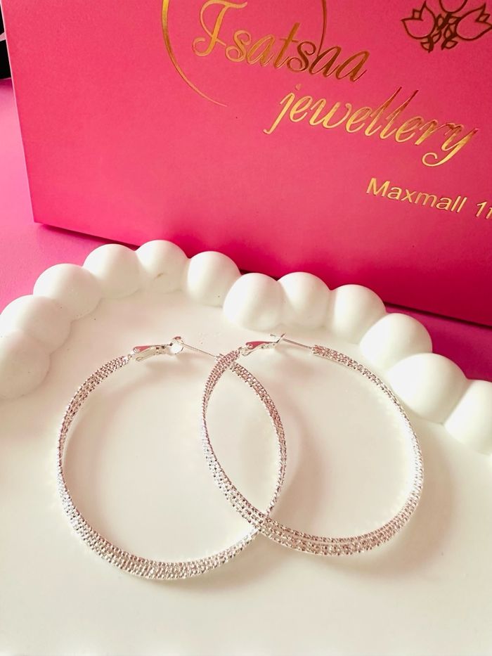 Цагираган ээмэг