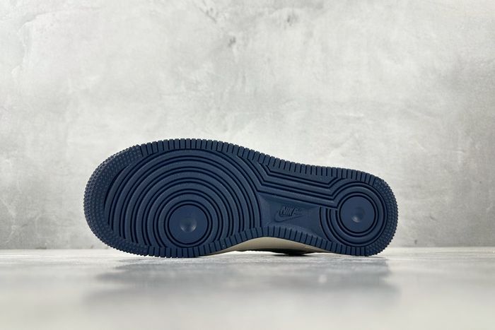 Nike Airforce 1 Low x Gucci 06