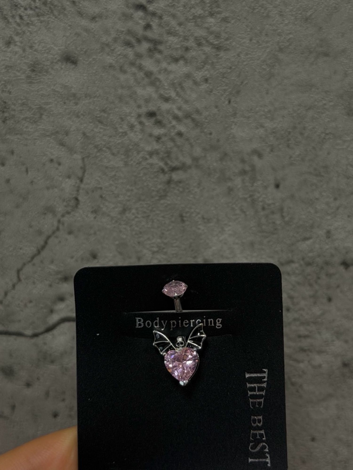 Хүйсний ээмэг 