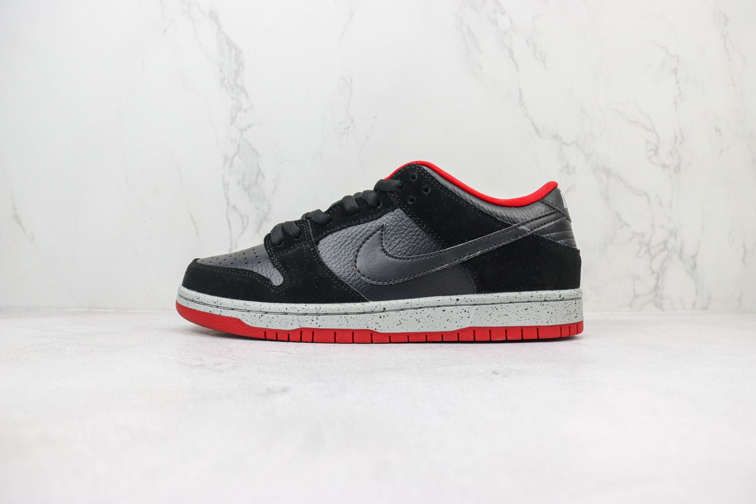 Nike SB Dunk Low ‘Black Cement’