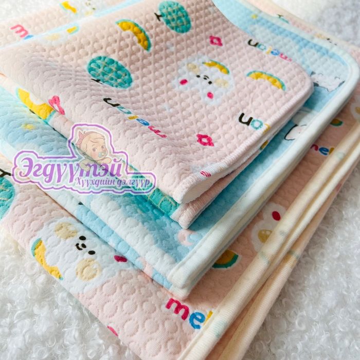 Шээсний дэвсгэр том (70*90см)