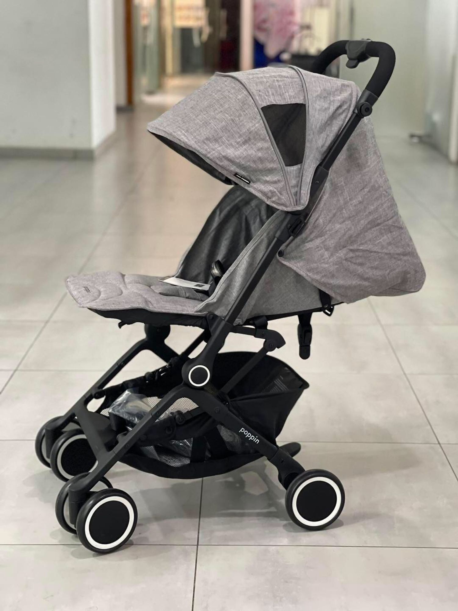  Poppin аялалын хөнгөн тэрэг