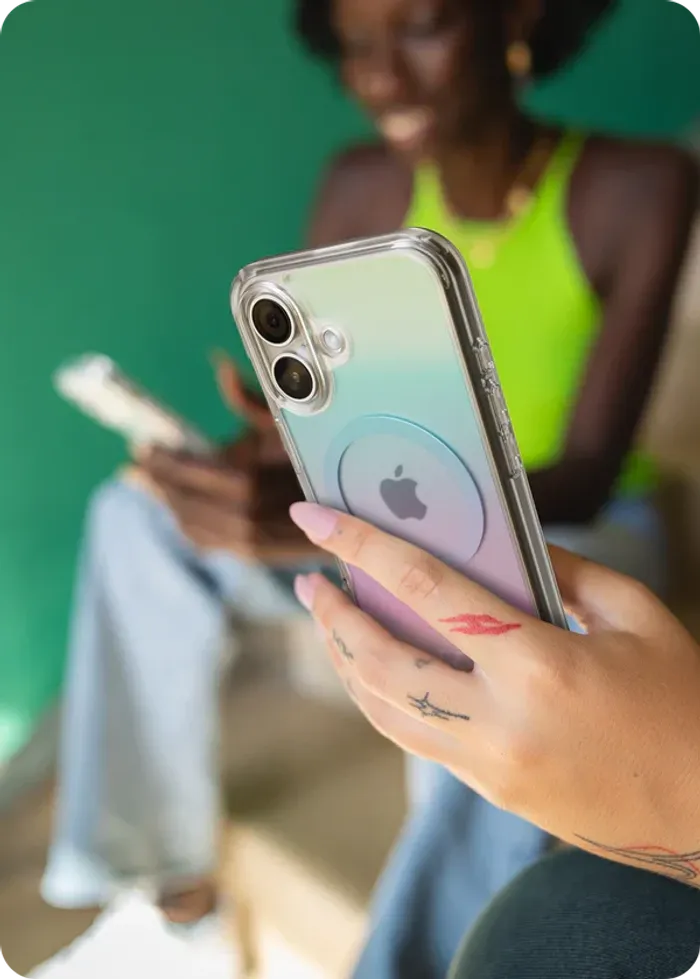 iPhone 16plus  cosmic frost 