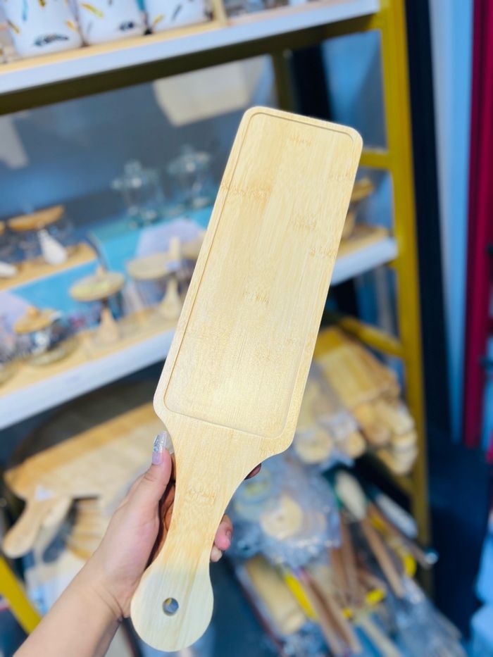 Модон суурьтай таваг