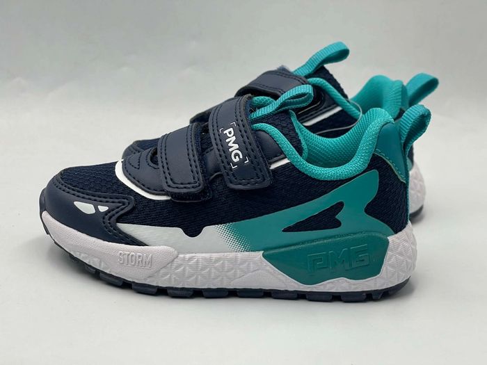 Primigi kids sneakers