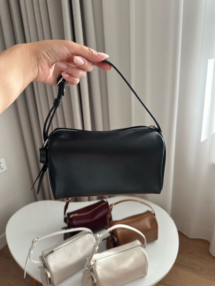 “Milkbun”-Lychee black