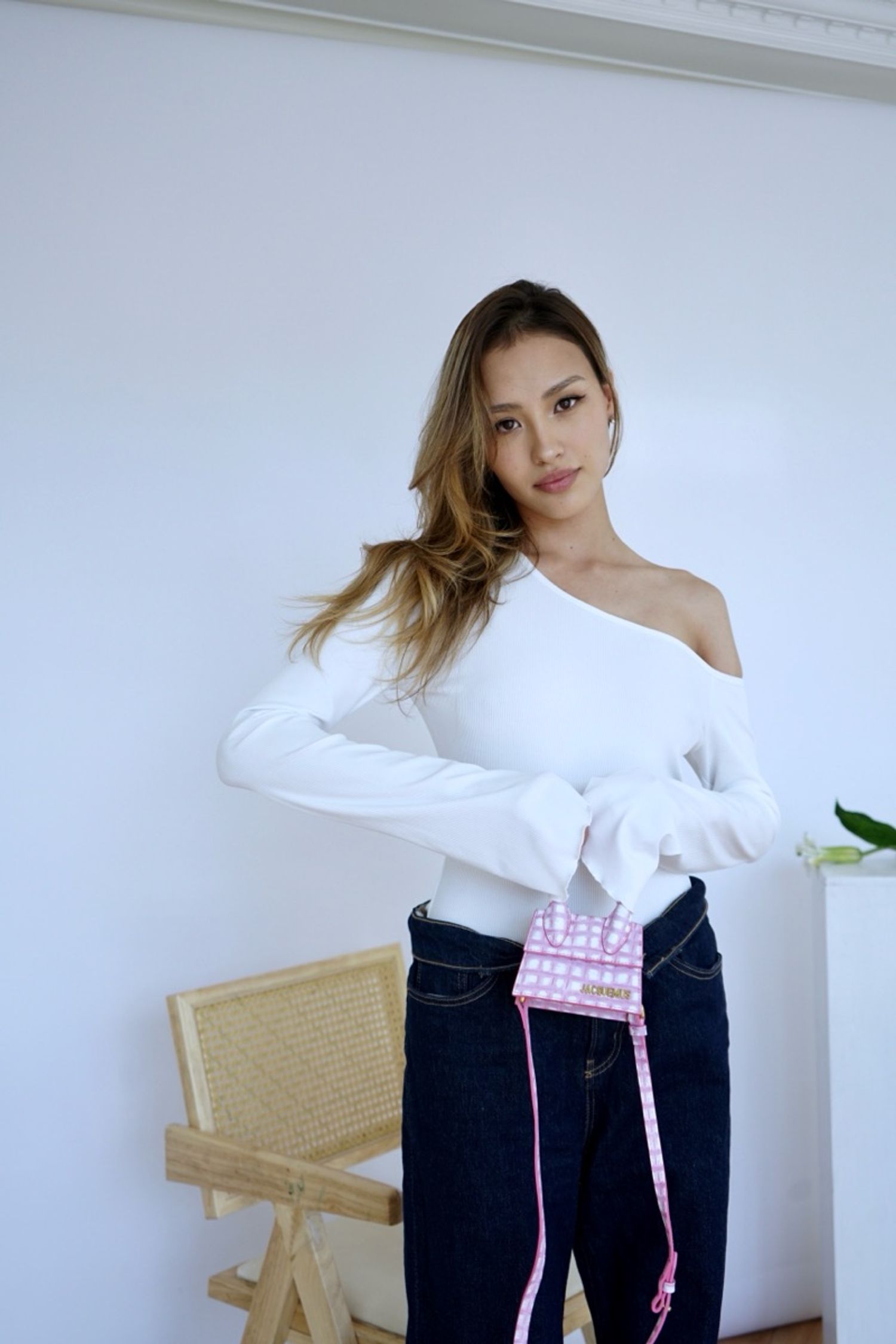 https://cdn.zochil.shop/77143eca-80cb-4dcd-862d-f39d782c1367_t1500.jpg
