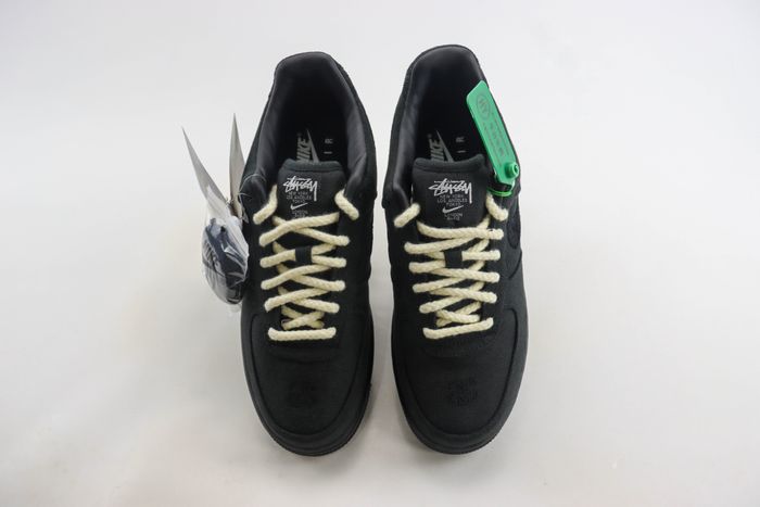 Nike Air Force 1 Low x Stussy 130