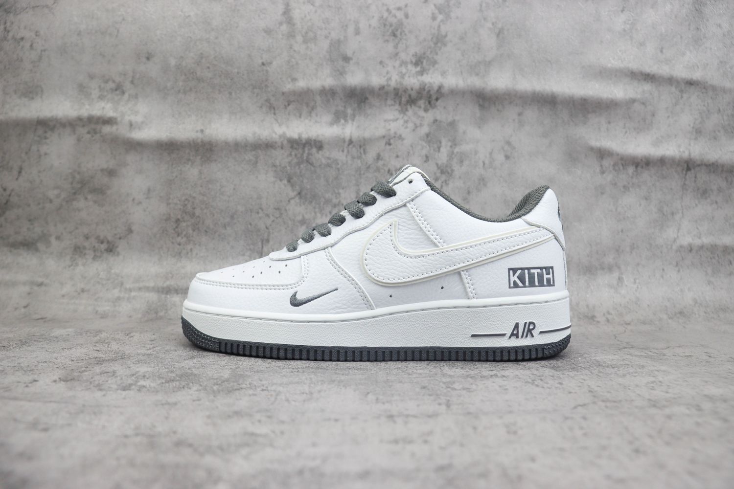 Nike Air Force 1 Low x Kith 01