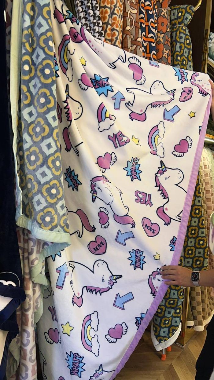 Сүүн зөөлөн дулаахан цахилгаанжихгүй бүтээлэг/нөмрөг хөнжил