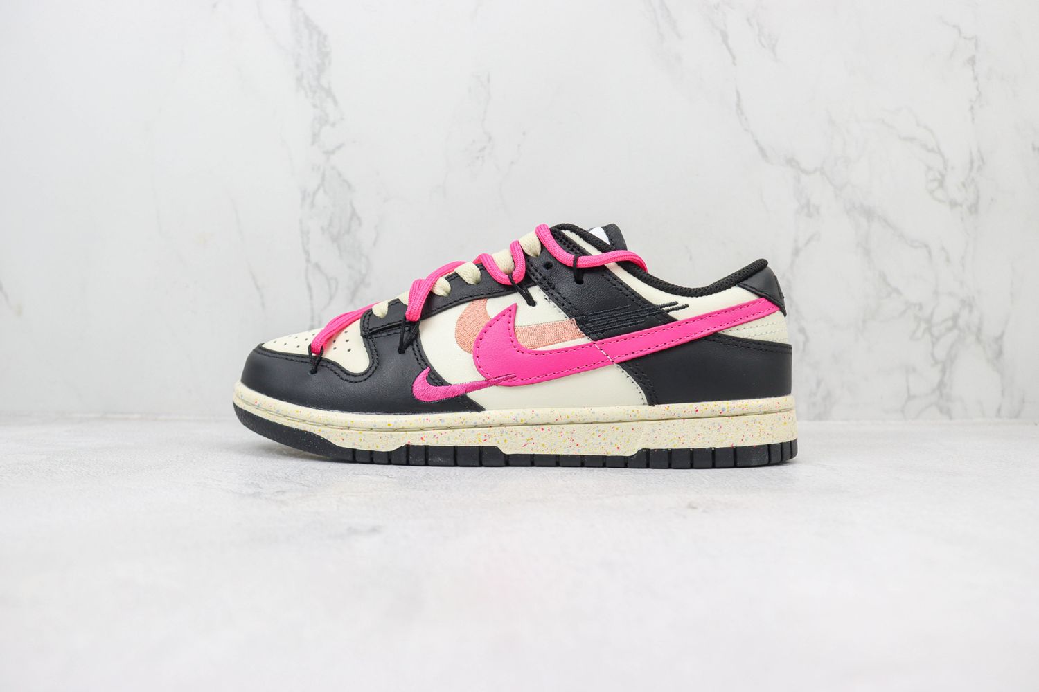 Nike Dunk Low Multi-Swoosh Pink