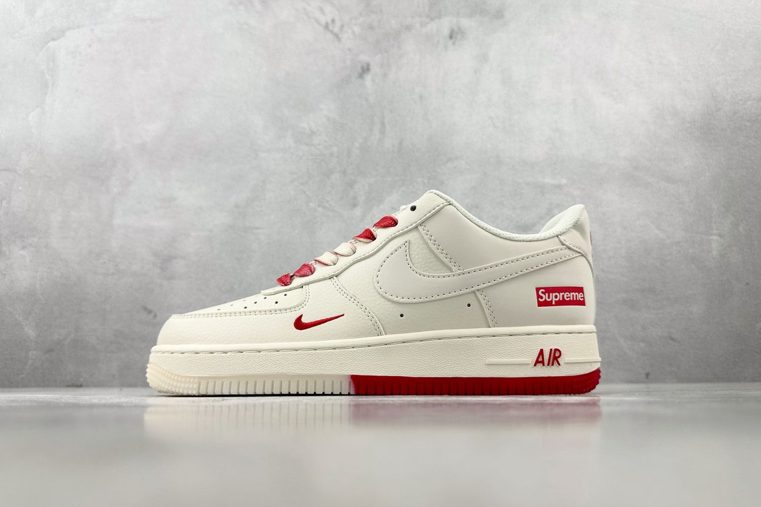 Airforce x Supreme 06