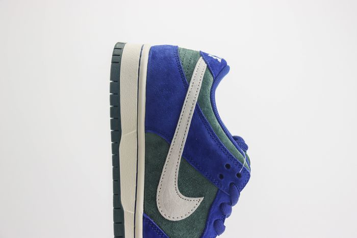 Nike SB Dunk Low Deep Royal Blue