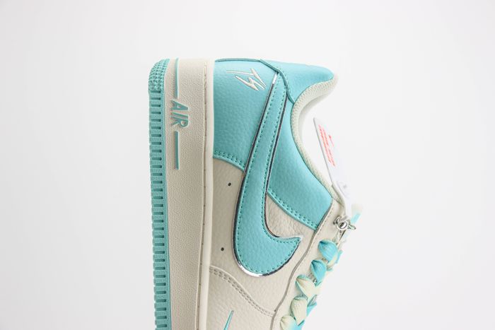 Nike Air Force 1 Low x TS 03