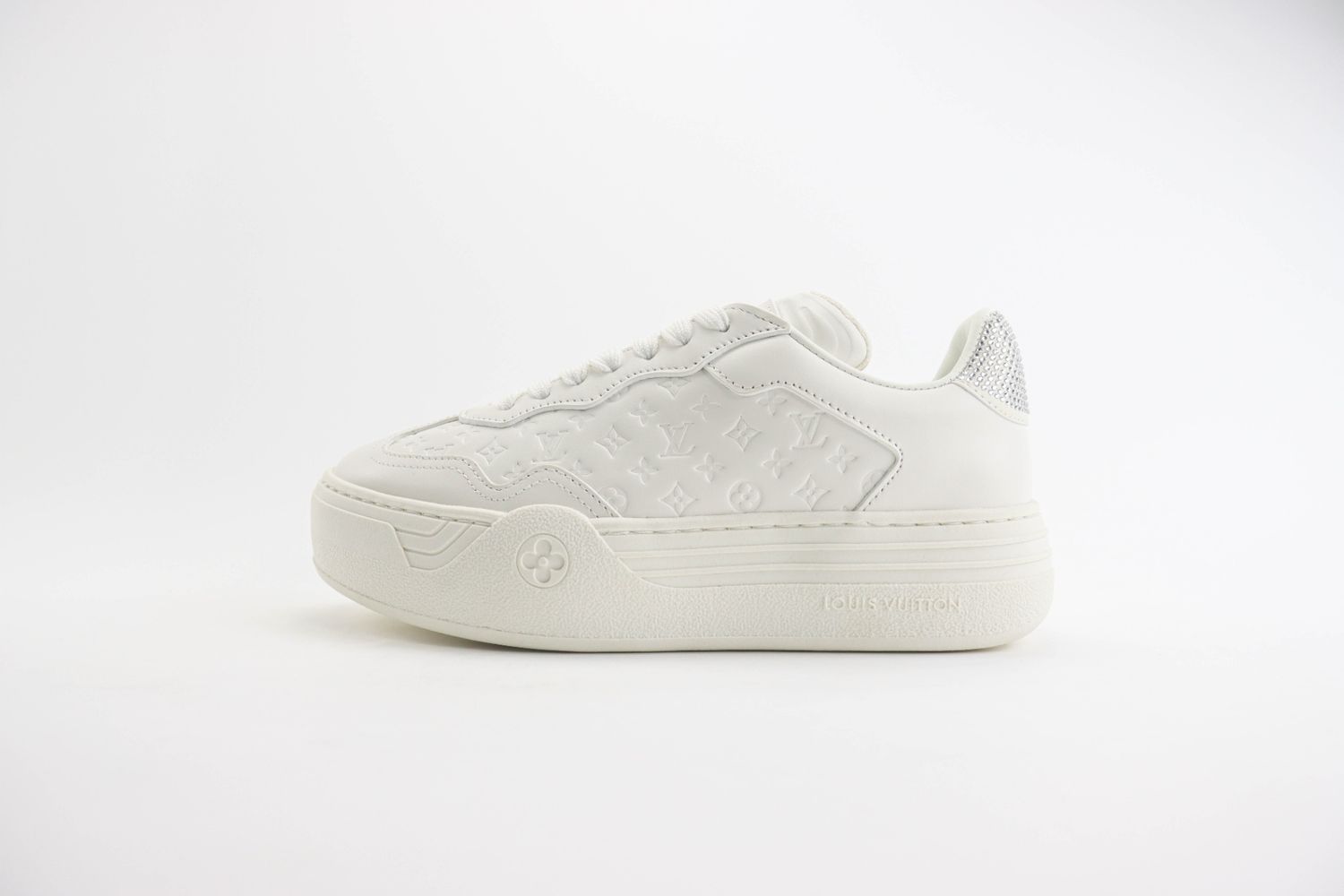 LV GROOVY SNEAKER WHITE
