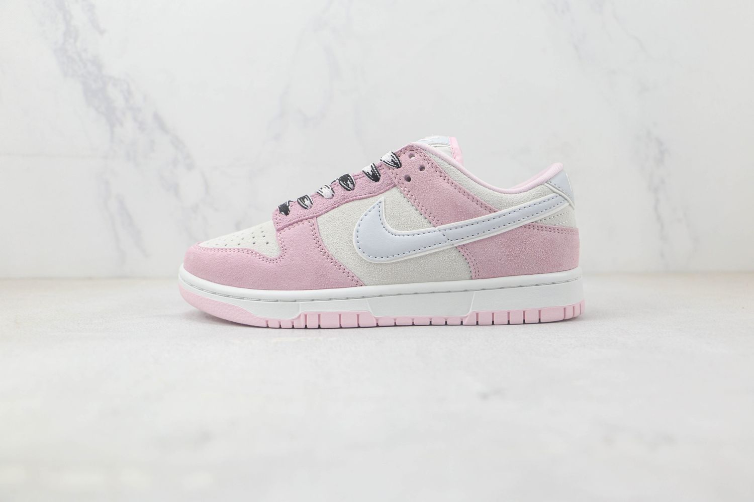 SB Dunk Low SE"Pink/Grey/Light Blue"