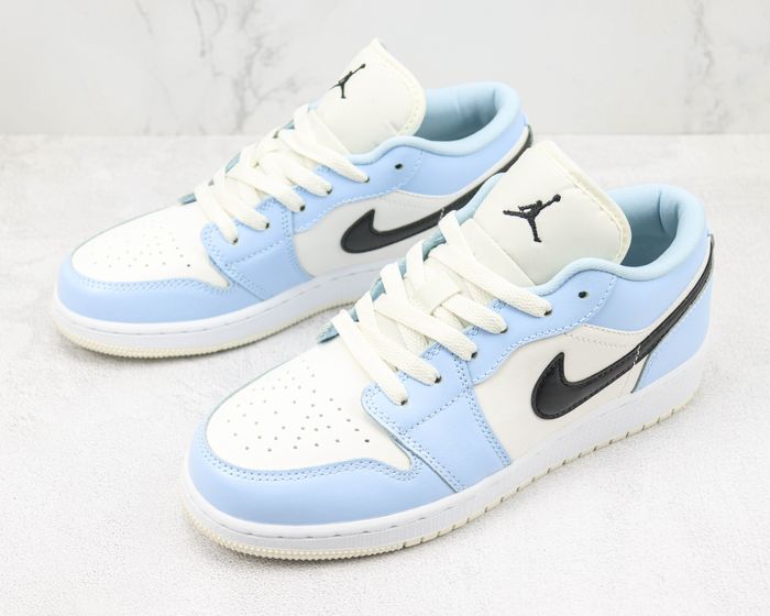 Jordan 1 Low Ice Blue Black (GS)