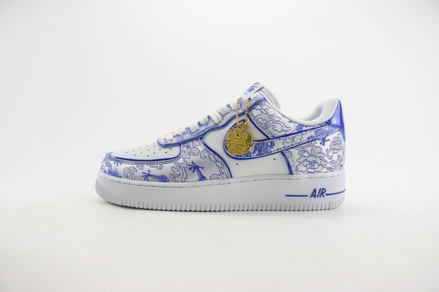 Nike Air Force 1 Low x DIY 03
