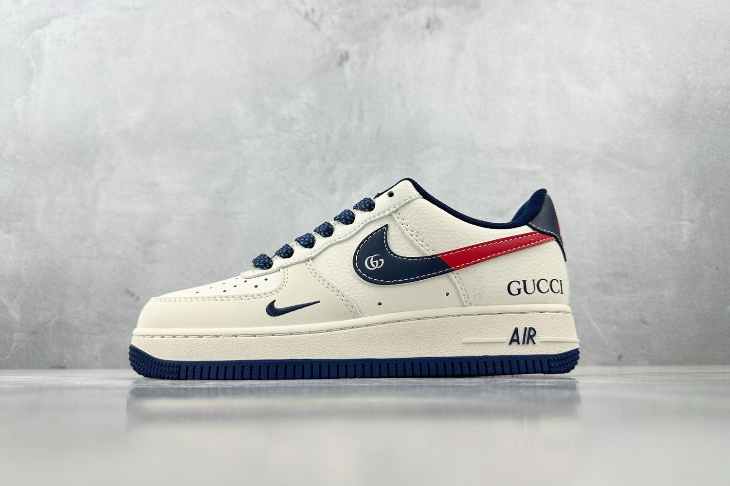 Nike Airforce 1 Low x Gucci 05