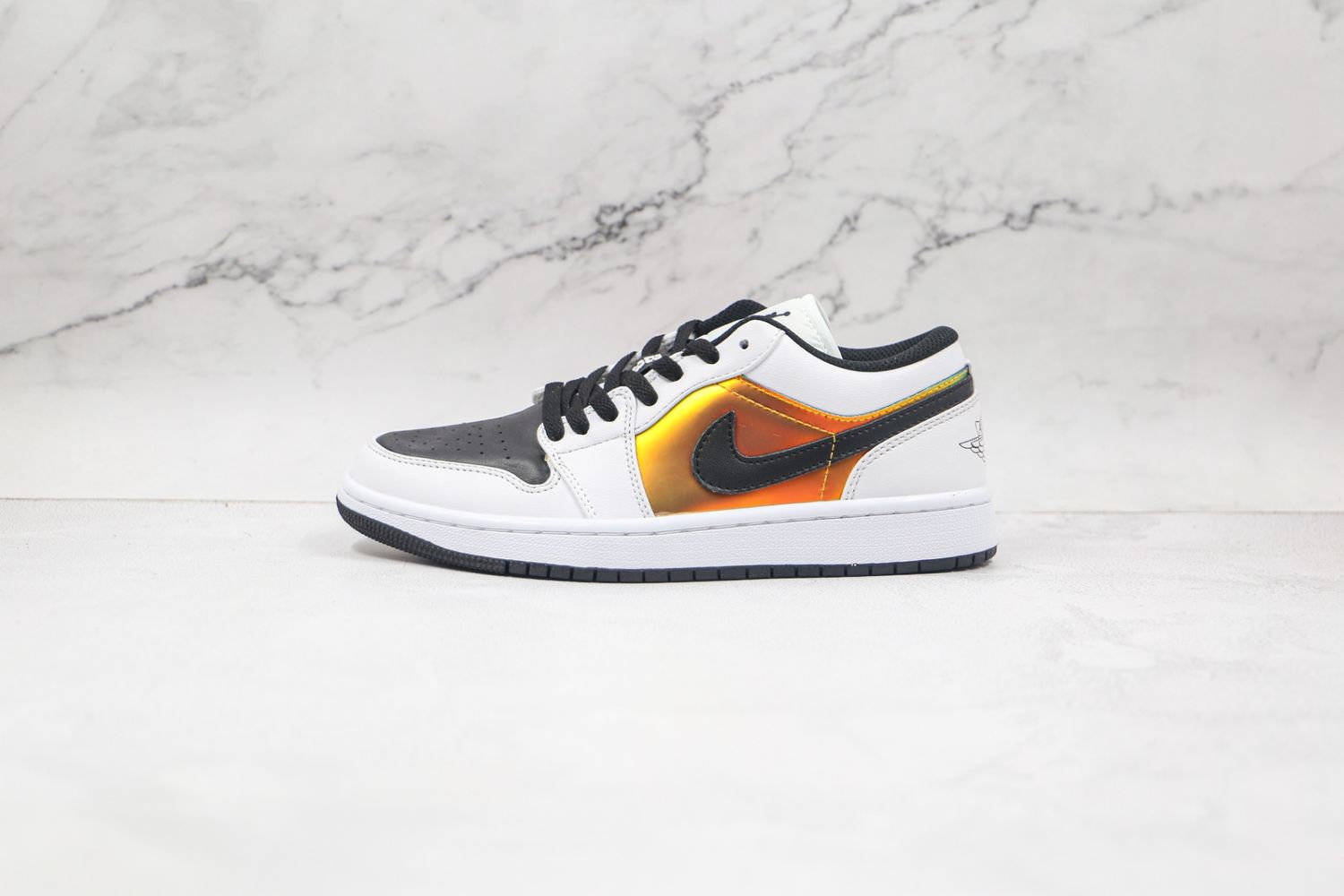 Jordan 1 Low Metallic Gold (GS)