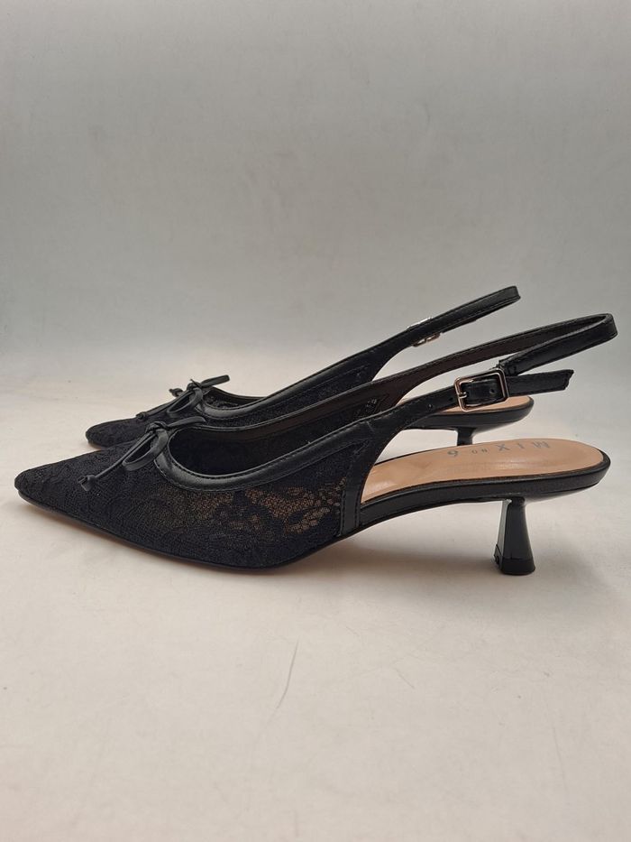 Mix No 6 kitten heel