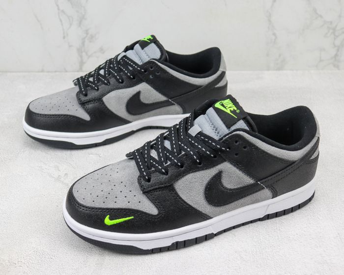 Nike Dunk Low Black Grey Green Strike
