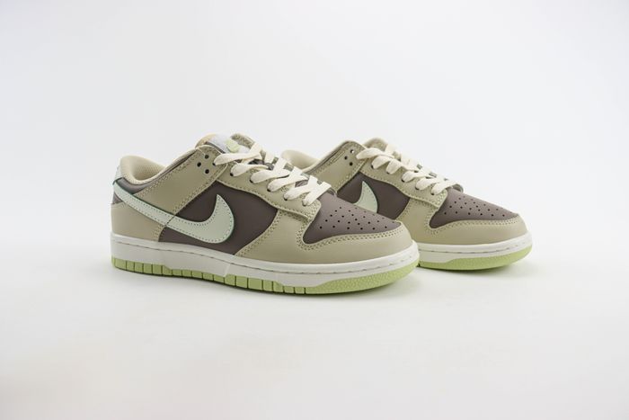 Nike Dunk Low Mocha Brown 