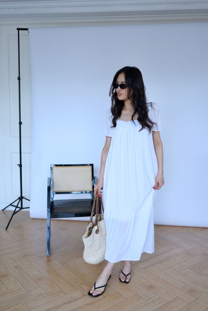 https://cdn.zochil.shop/7bcd8a0c-8816-4418-8d74-e9b9e82f7ba3_t700.jpg