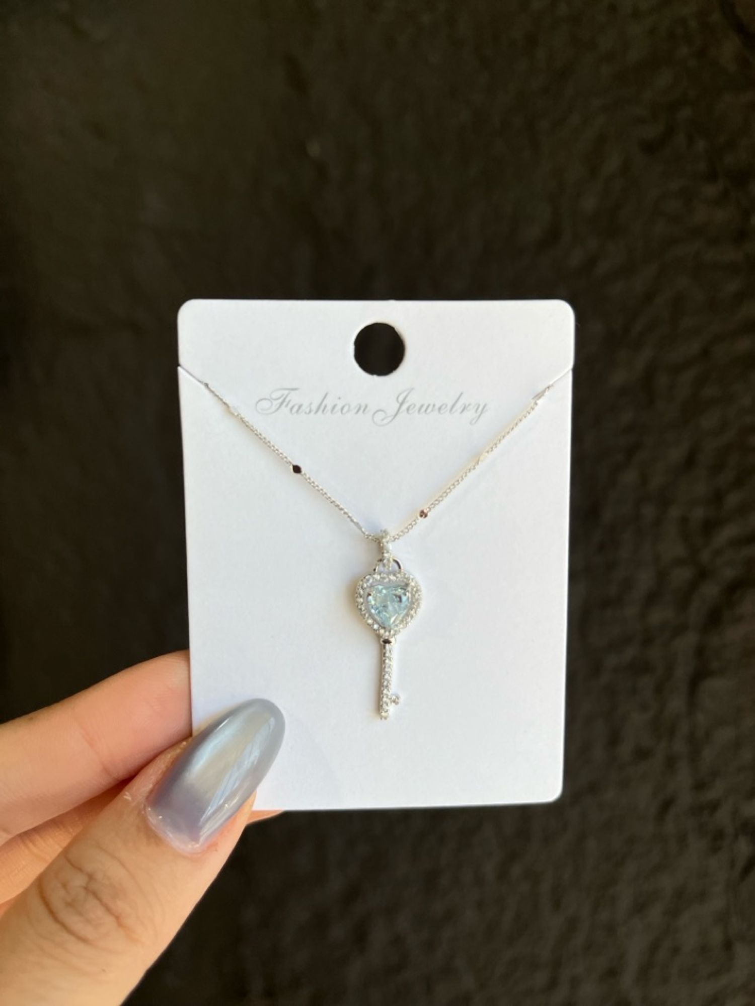 хүзүүний зүүлт