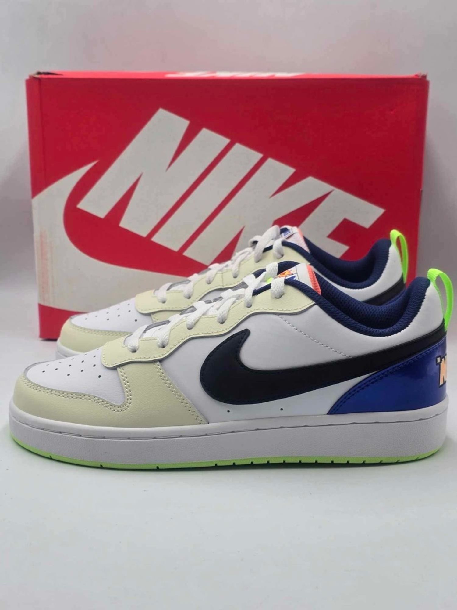Nike