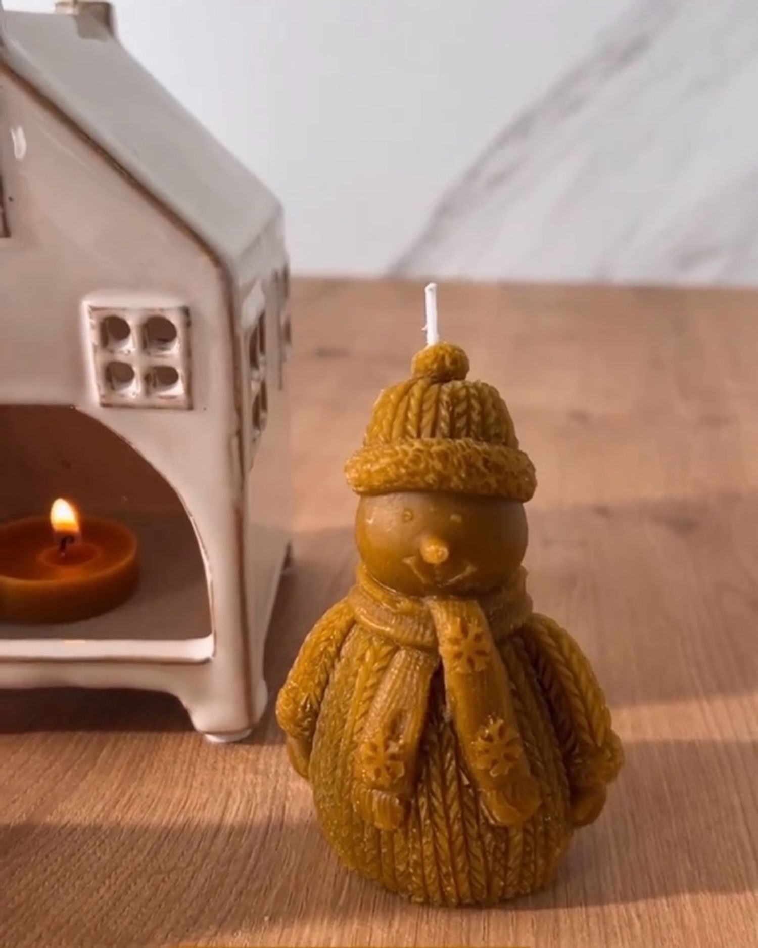 Цасан хүн лаа