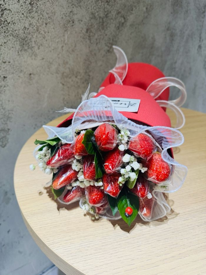 Мини гүзээлзгэнэтэй баглаа